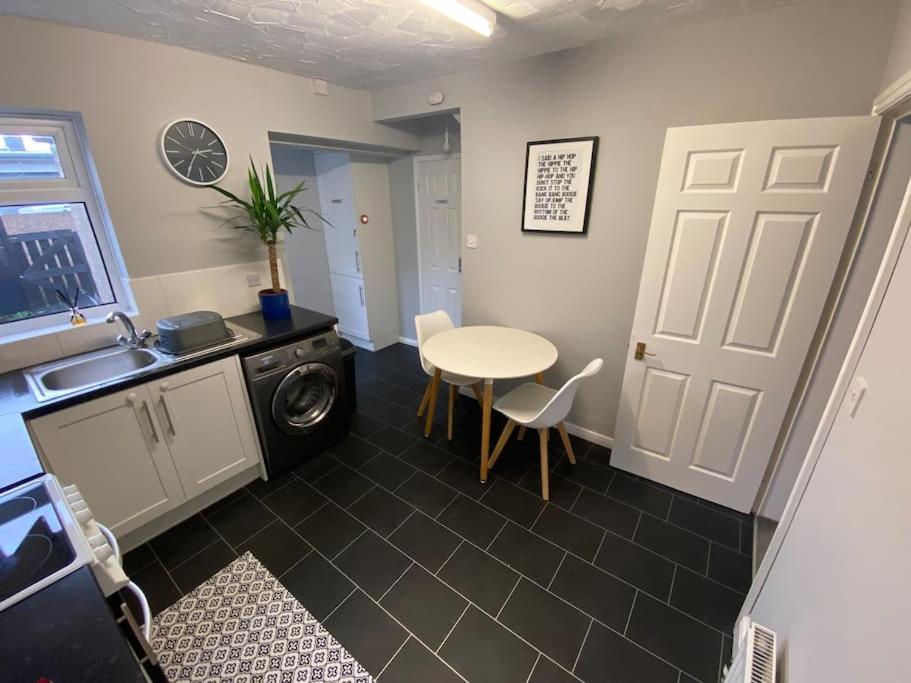 Вилла Seaside 2 Bed Townhouse, Near Cleethorpes Station Экстерьер фото